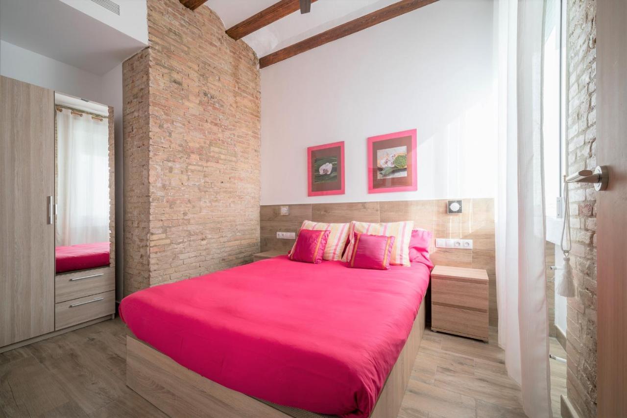 Flats Piera Valencia Center Apartment Екстериор снимка