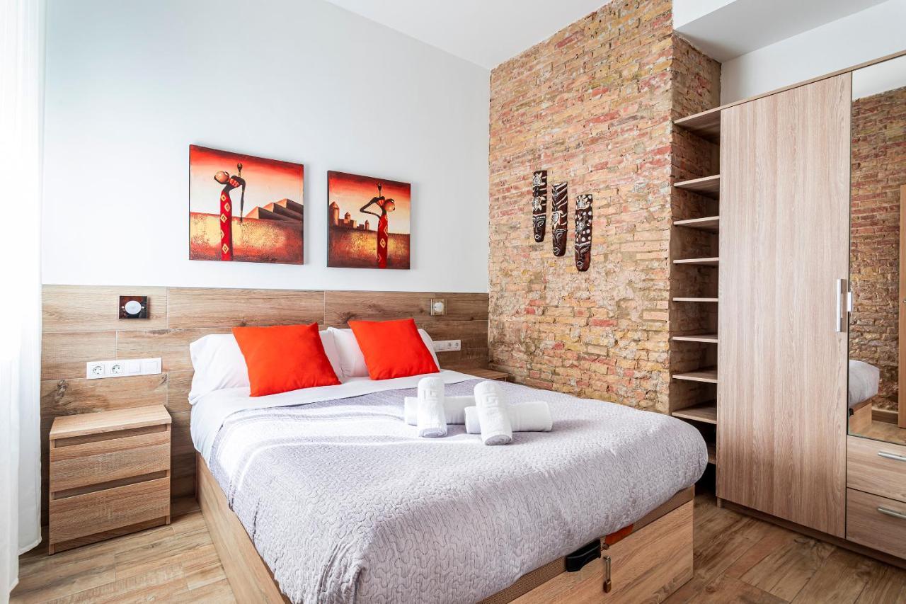 Flats Piera Valencia Center Apartment Екстериор снимка