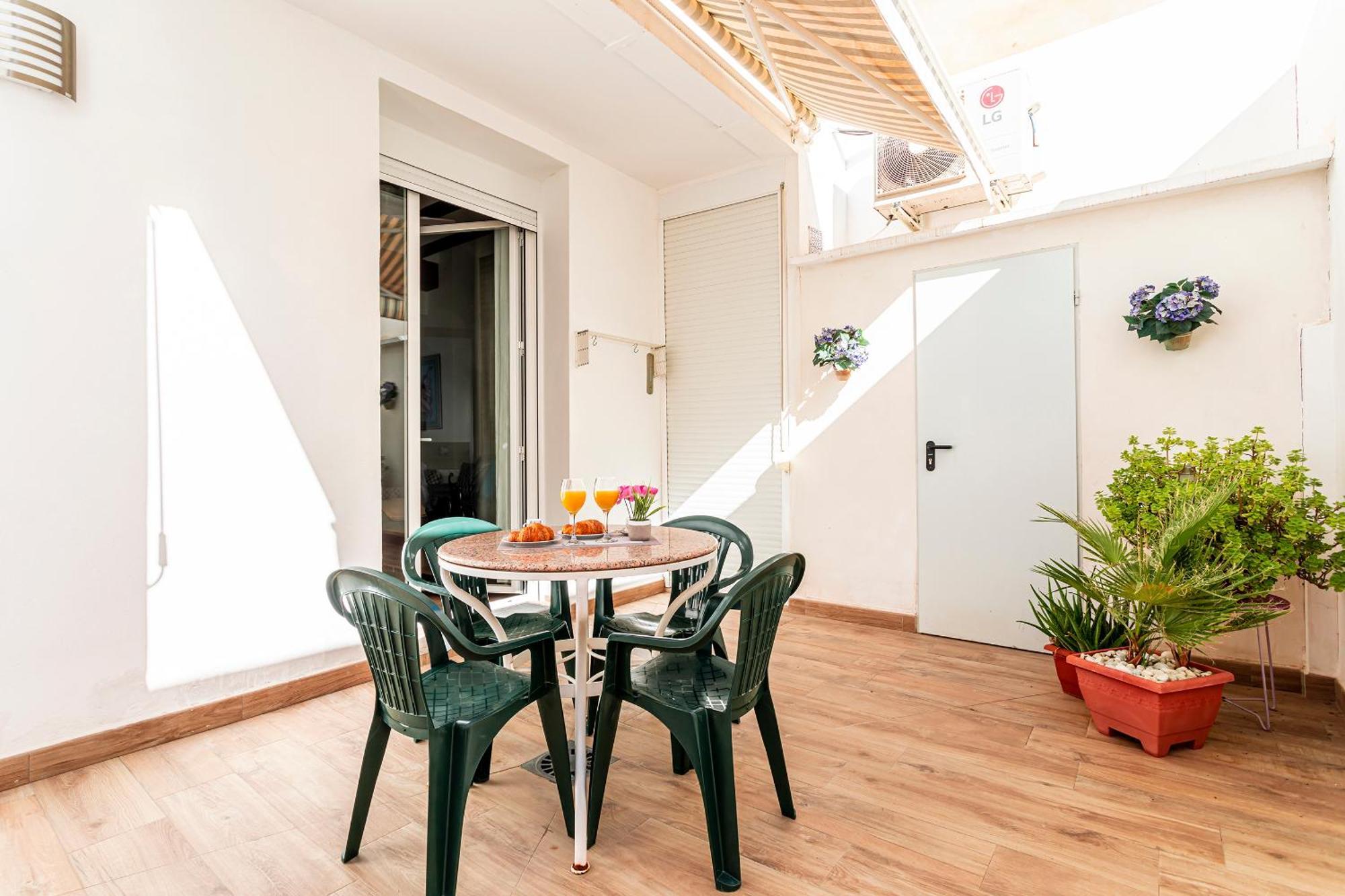 Flats Piera Valencia Center Apartment Екстериор снимка