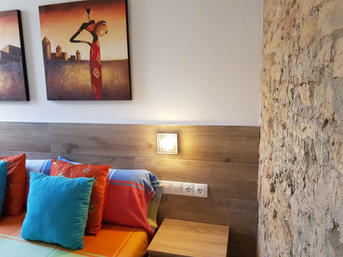 Flats Piera Valencia Center Apartment Екстериор снимка